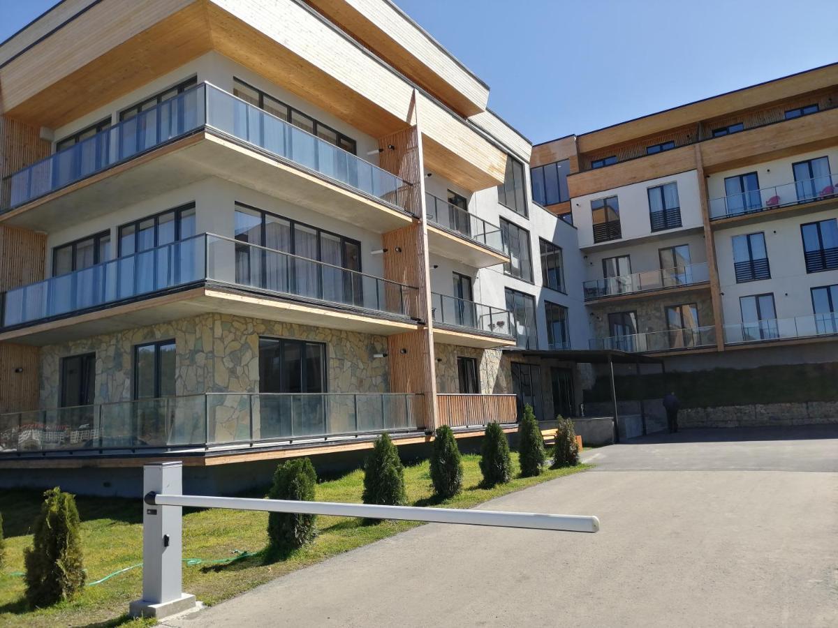 Апартаменты Комплекс BAKURIANI PLAZA Экстерьер фото